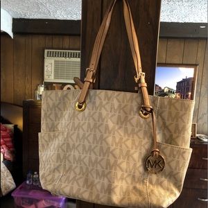 Michael Kors signature tote